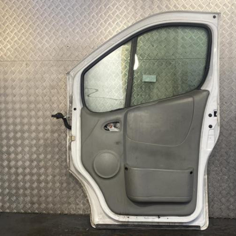 Porte avant droit RENAULT TRAFIC 2 Photo n°9