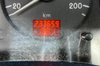 Serrure avant droit RENAULT CLIO 2
