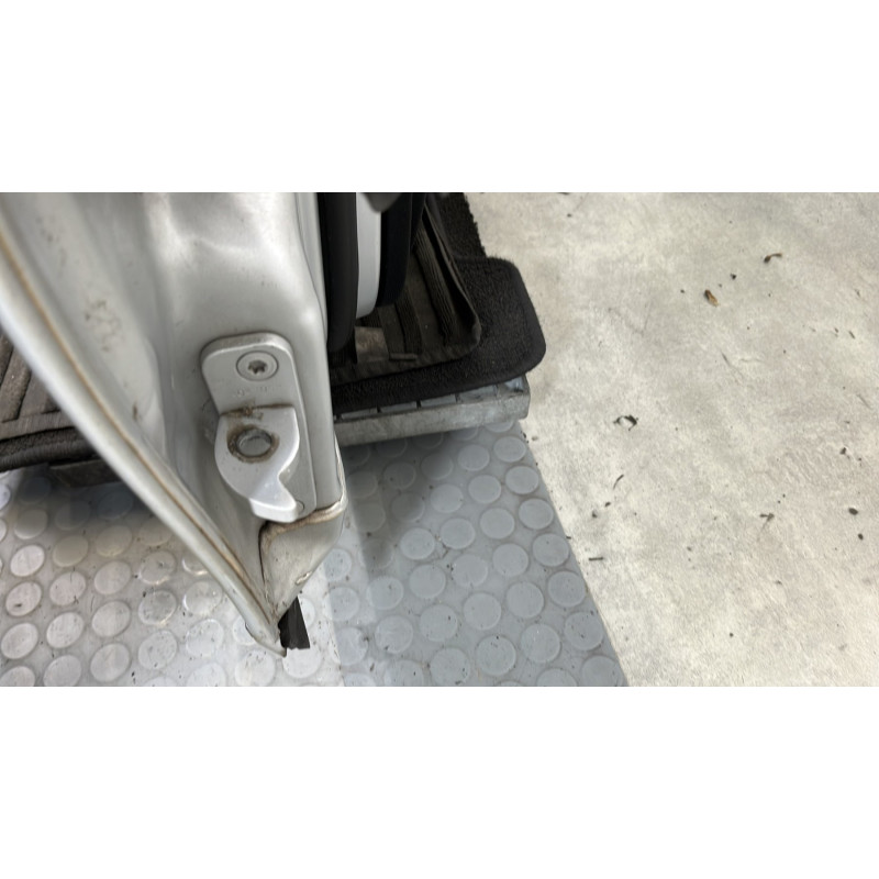Porte avant droit MERCEDES CLASSE C 204 Photo n°7