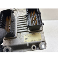 Calculateur moteur OPEL CORSA D