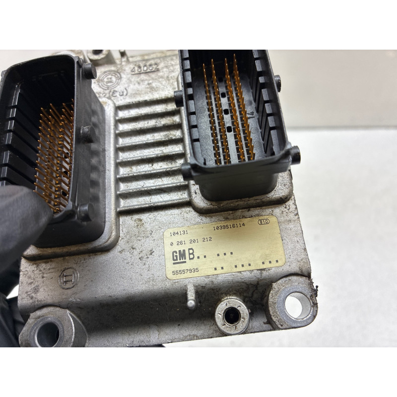 Calculateur moteur OPEL CORSA D Photo n°4