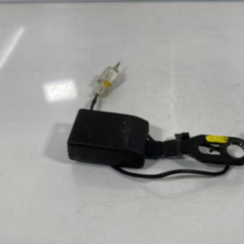 Attache ceinture avant gauche CITROEN BERLINGO 2 Photo n°1
