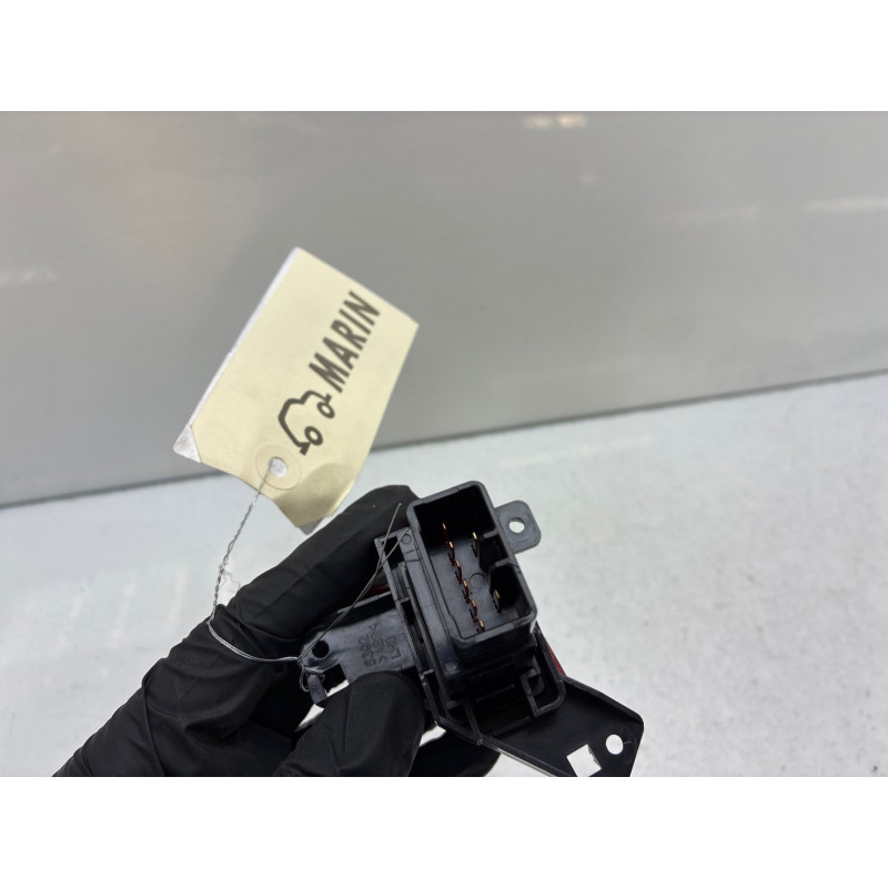 Bouton de warning HYUNDAI I 30 1 Photo n°3