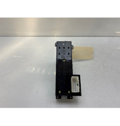 Interrupteur de leve vitre avant gauche HYUNDAI I 30 1
