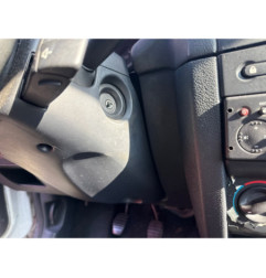 Poignee porte avant gauche RENAULT CLIO 2