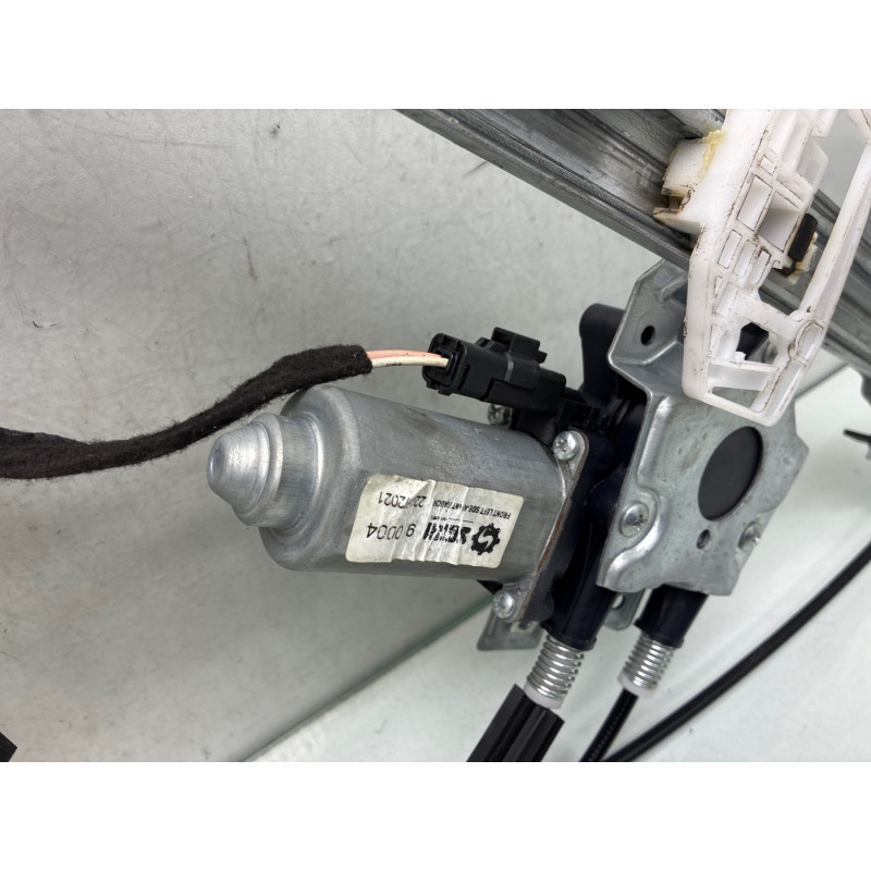 Leve vitre electrique avant gauche CITROEN BERLINGO 1 Photo n°4