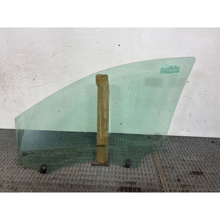 Vitre avant droit RENAULT CLIO 3 Photo n°1