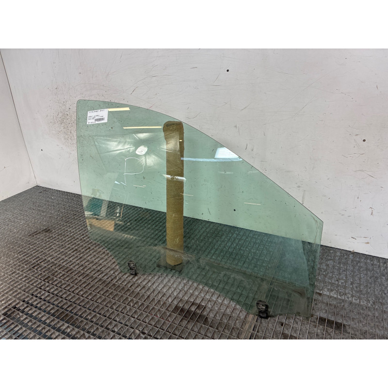 Vitre avant droit RENAULT CLIO 3 Photo n°3