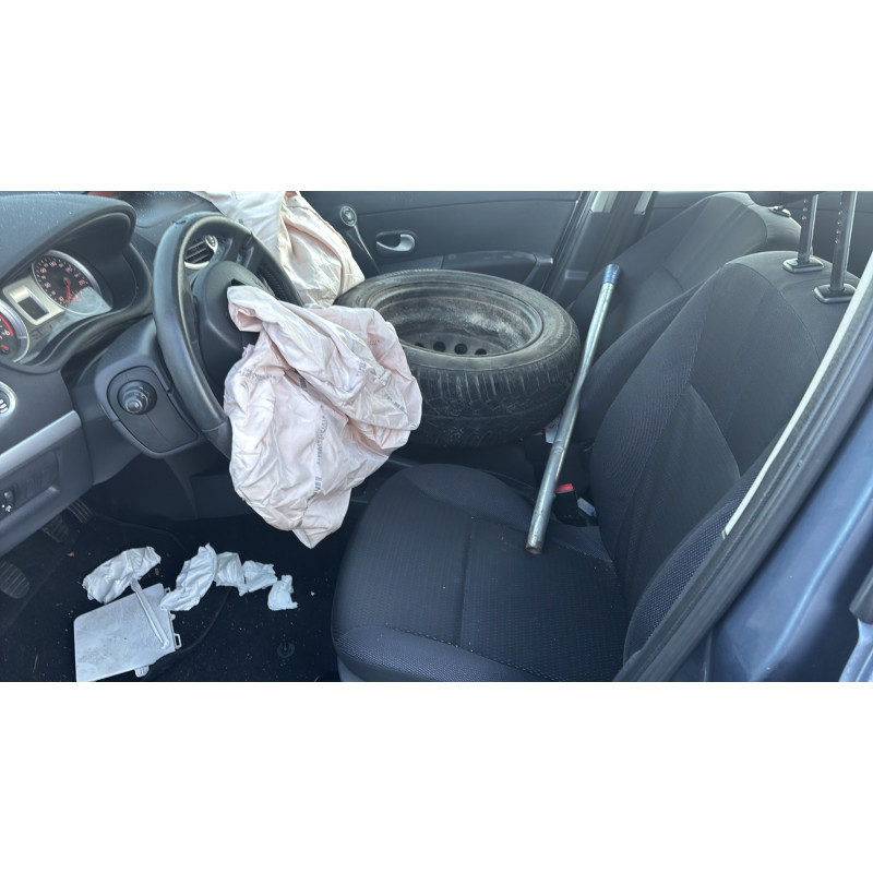 Vitre avant droit RENAULT CLIO 3 Photo n°13