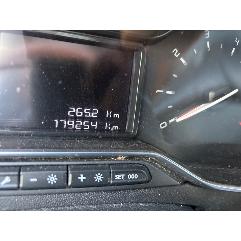 CITROEN C3 3 PHASE 1 1.6 BLUE HDI - 8V TURBO Photo n°11