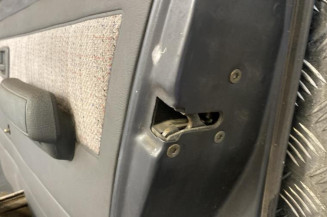 Porte avant droit PEUGEOT 205