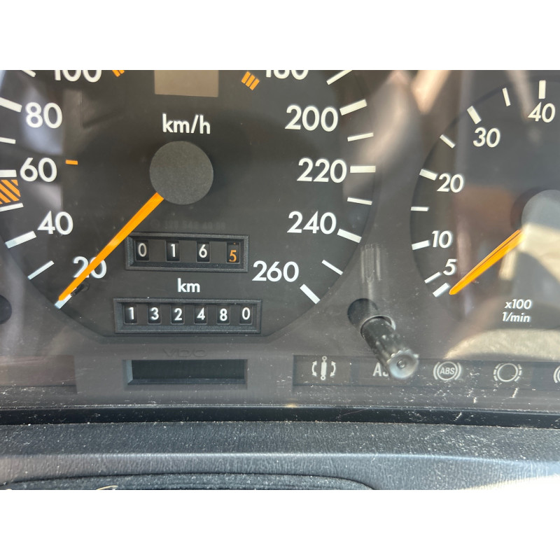MERCEDES CLASSE SL 129 PHASE 1 CABRIOLET 300 3.0i - 24V L6 Photo n°2