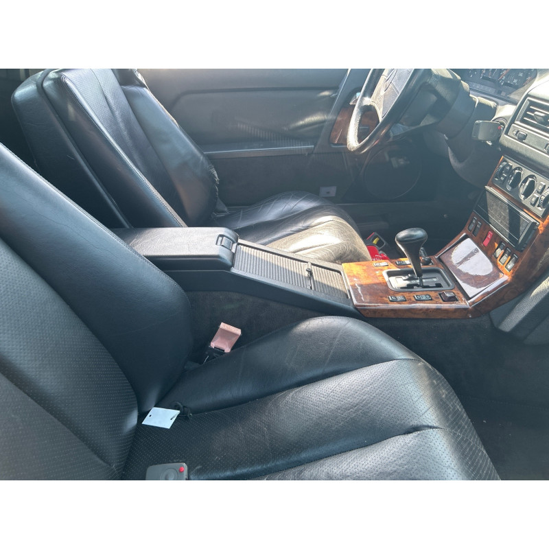 MERCEDES CLASSE SL 129 PHASE 1 CABRIOLET 300 3.0i - 24V L6 Photo n°11