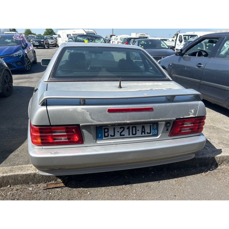MERCEDES CLASSE SL 129 PHASE 1 CABRIOLET 300 3.0i - 24V L6 Photo n°13