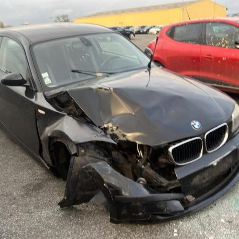 Porte avant droit BMW SERIE 1 E81 Photo n°10
