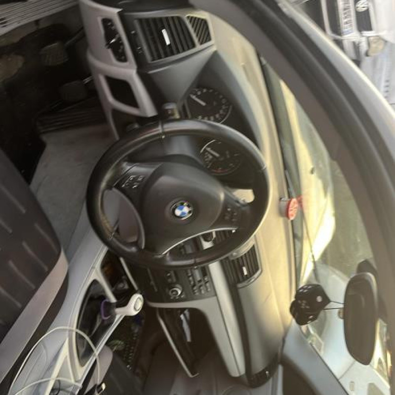 Porte avant droit BMW SERIE 1 E81 Photo n°12
