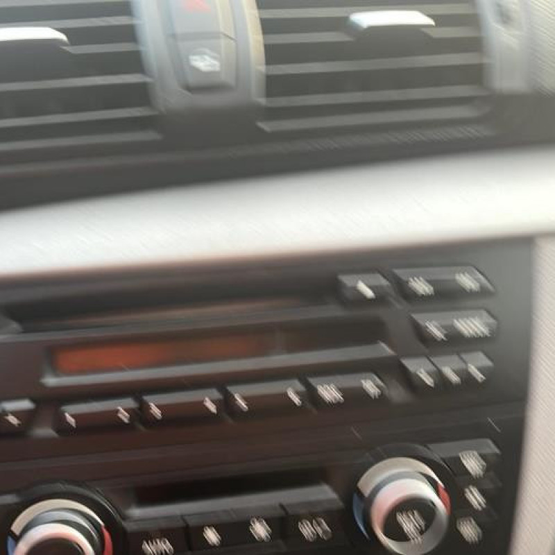 Porte avant droit BMW SERIE 1 E81 Photo n°15
