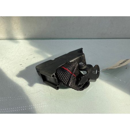 Attache ceinture arriere droit RENAULT CLIO 3 Photo n°1
