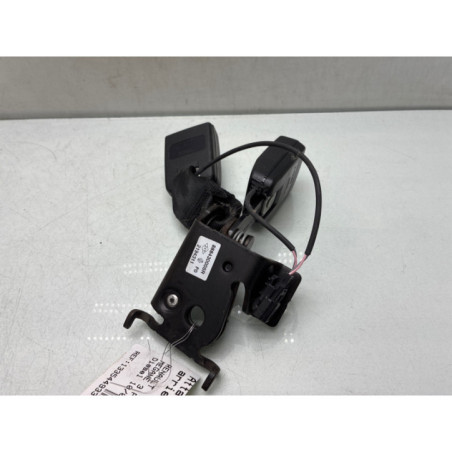 Attache ceinture arriere gauche RENAULT MEGANE 3
