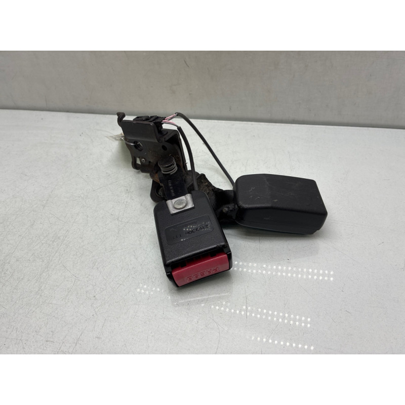 Attache ceinture arriere gauche RENAULT MEGANE 3 Photo n°4