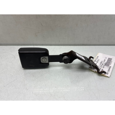 Attache ceinture arriere droit RENAULT MEGANE 3