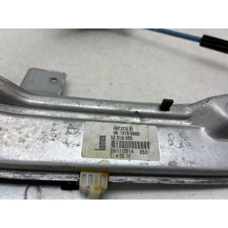 Leve vitre mecanique arriere gauche PEUGEOT 208 1 Photo n°1