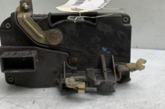Serrure avant gauche PEUGEOT 306