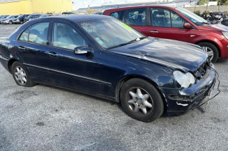 Porte avant droit MERCEDES CLASSE C 203