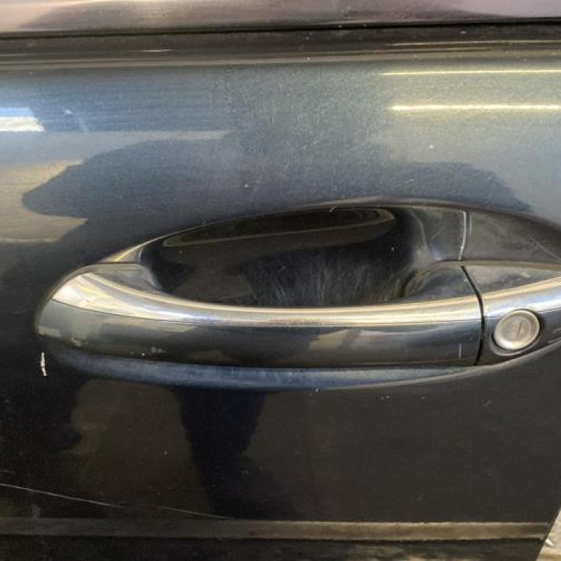 Porte avant gauche MERCEDES CLASSE C 203 Photo n°5