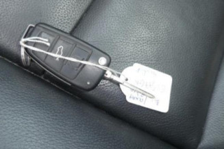 Serrure avant gauche AUDI A4 2