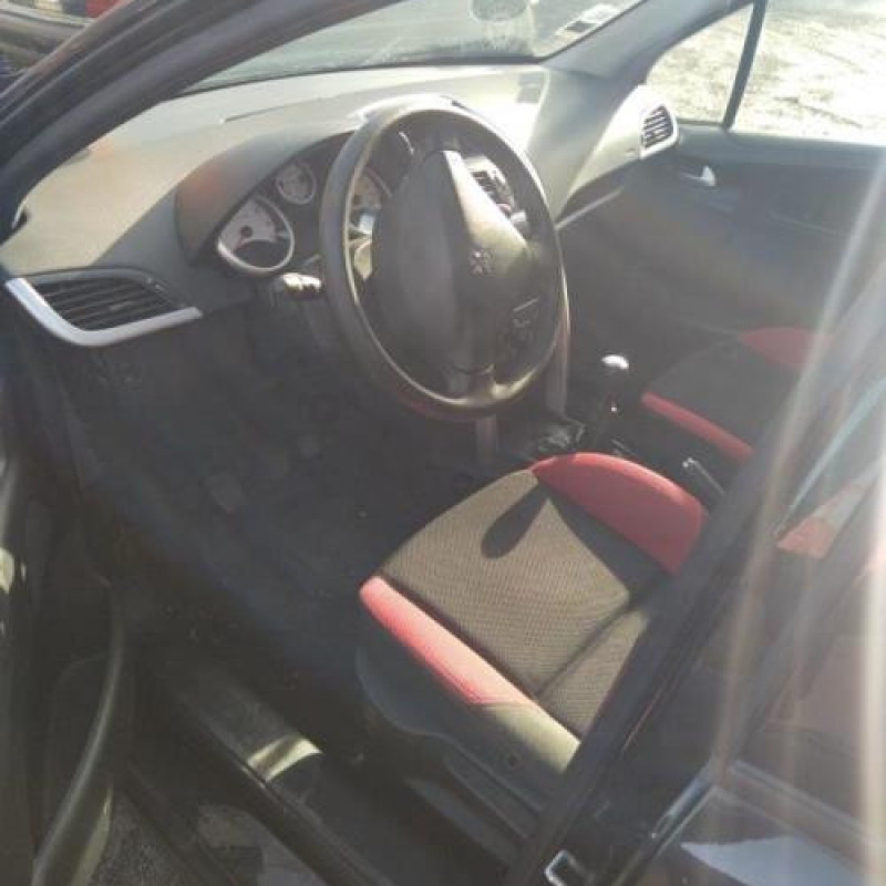 Pretensionneur de ceinture avant droit PEUGEOT 207 Photo n°9