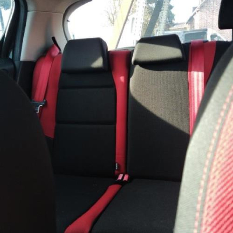 Pretensionneur de ceinture avant droit PEUGEOT 207 Photo n°10