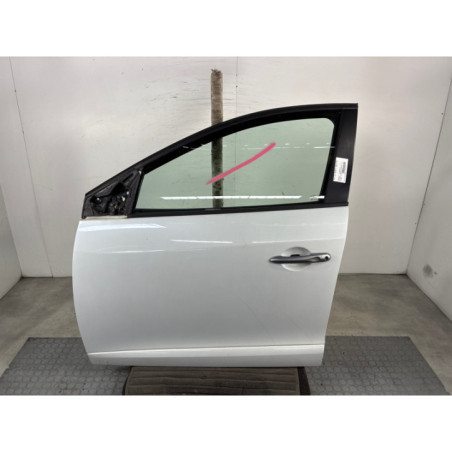 Porte avant gauche RENAULT MEGANE 3 Photo n°1