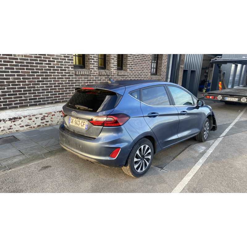 Feu arriere secondaire droit (feux) FORD FIESTA 7 Photo n°8