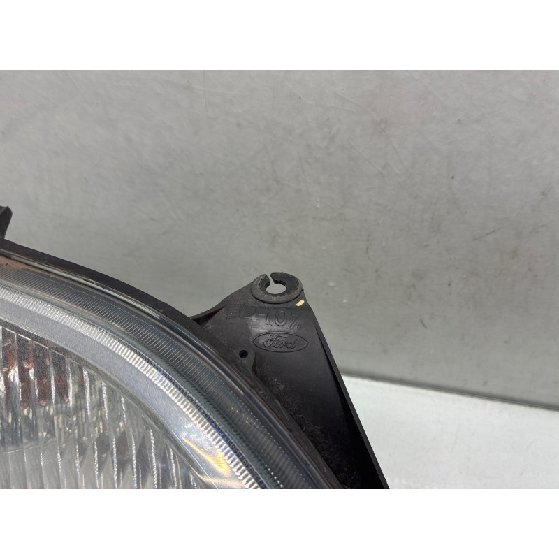 Optique avant principal droit (feux)(phare) FORD FIESTA 5 Photo n°1
