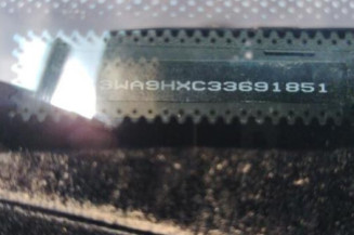 Pretensionneur de ceinture avant droit PEUGEOT 207