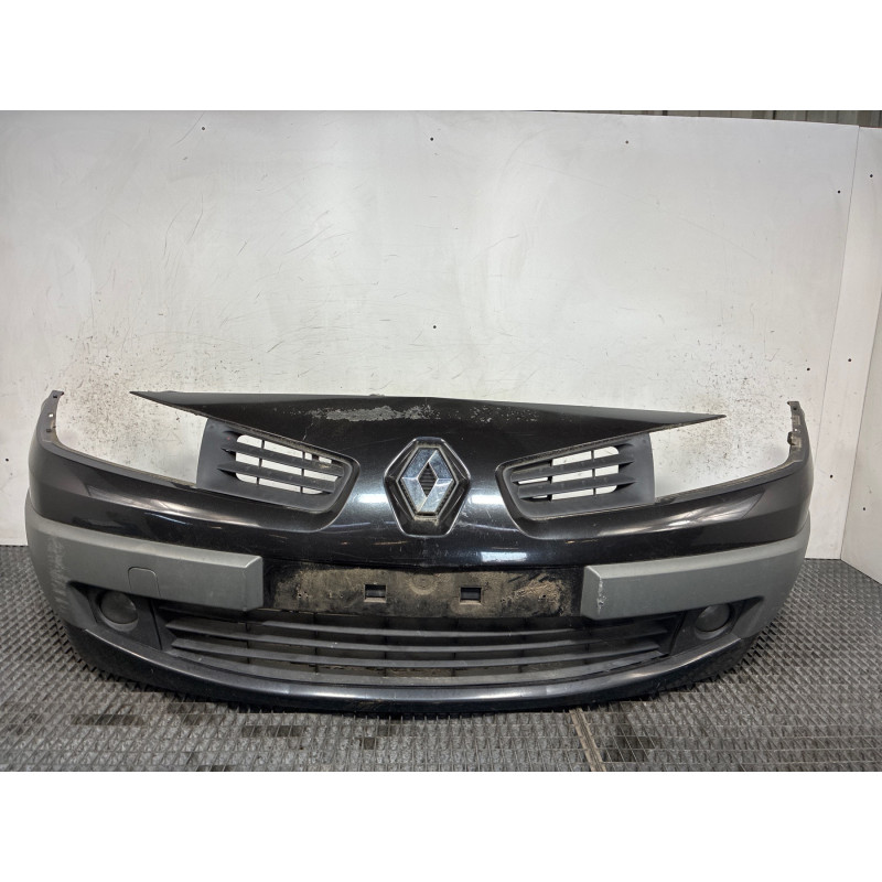 Pare choc avant RENAULT MEGANE 2 Photo n°4