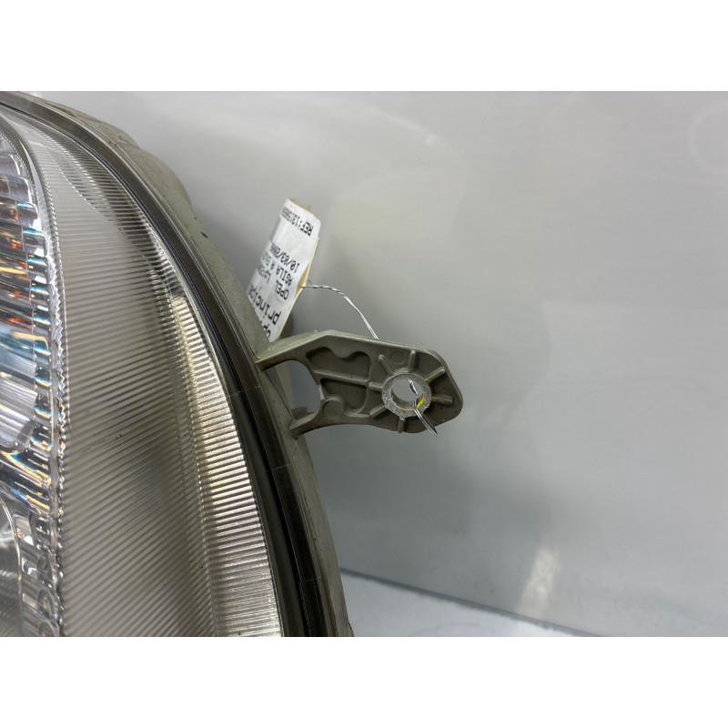 Optique avant principal droit (feux)(phare) OPEL AGILA A Photo n°7