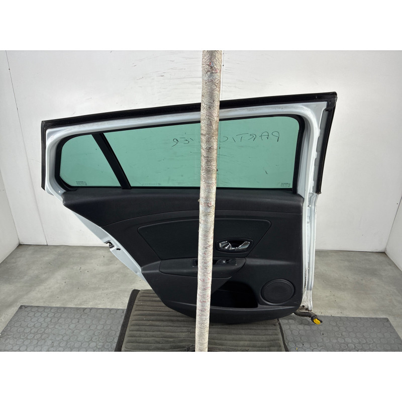 Porte arriere gauche RENAULT MEGANE 3 Photo n°4