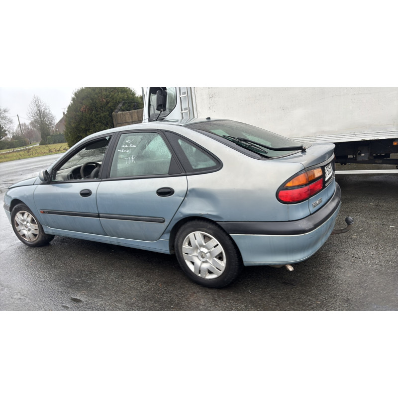 Moteur essuie glace avant RENAULT LAGUNA 1 Photo n°14