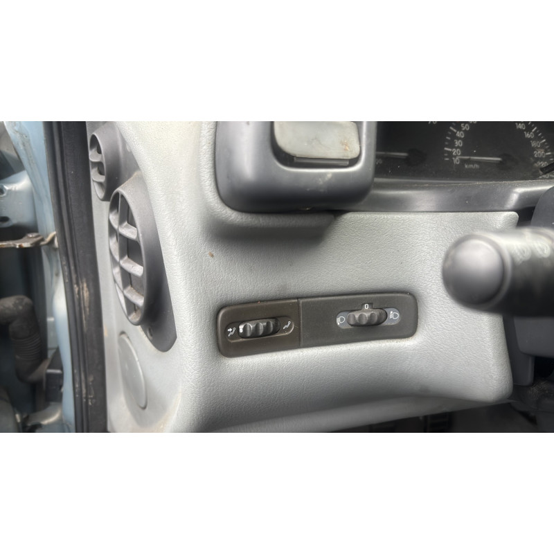 Moteur essuie glace avant RENAULT LAGUNA 1 Photo n°19
