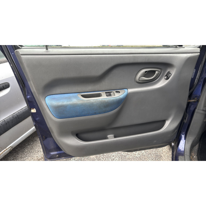Feu arriere principal droit (feux) OPEL AGILA A Photo n°14
