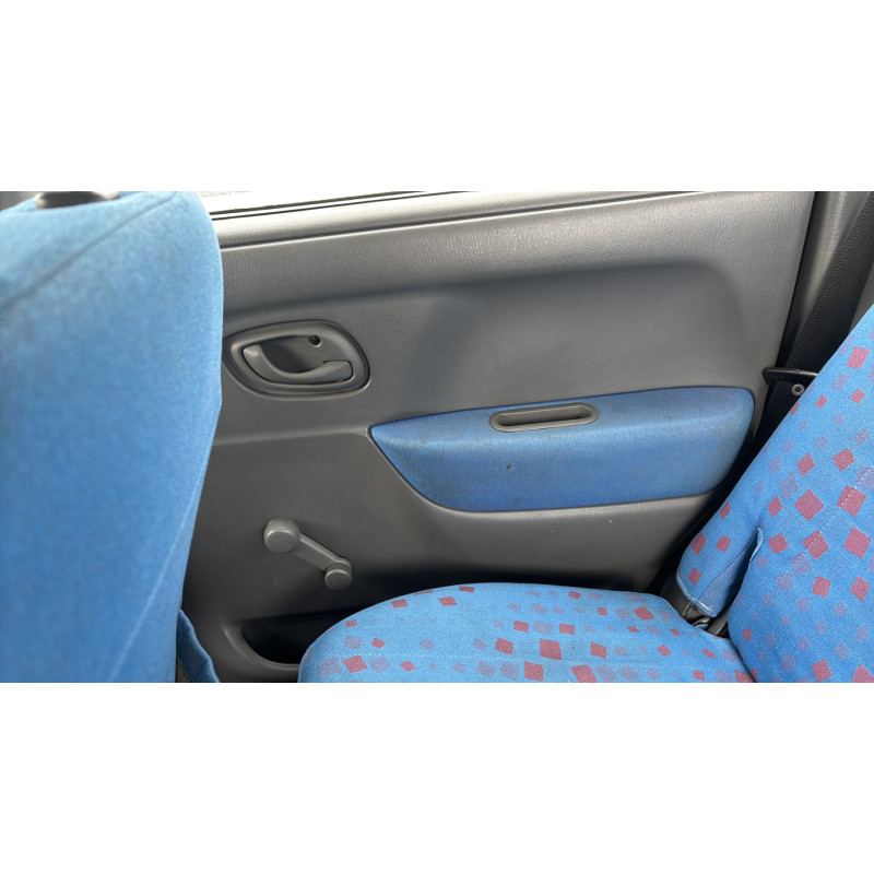 Feu arriere principal droit (feux) OPEL AGILA A Photo n°20