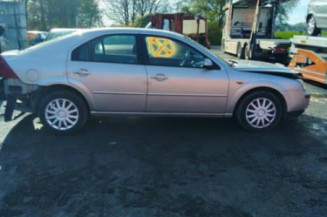 Serrure avant gauche FORD MONDEO 2