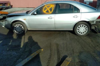 Serrure avant gauche FORD MONDEO 2