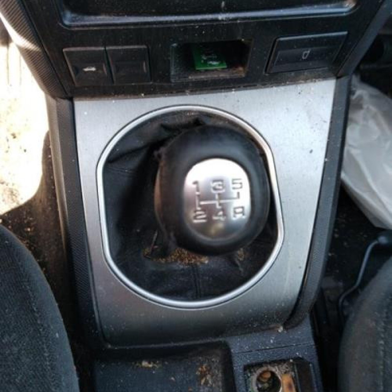 Serrure avant gauche FORD MONDEO 2 Photo n°11