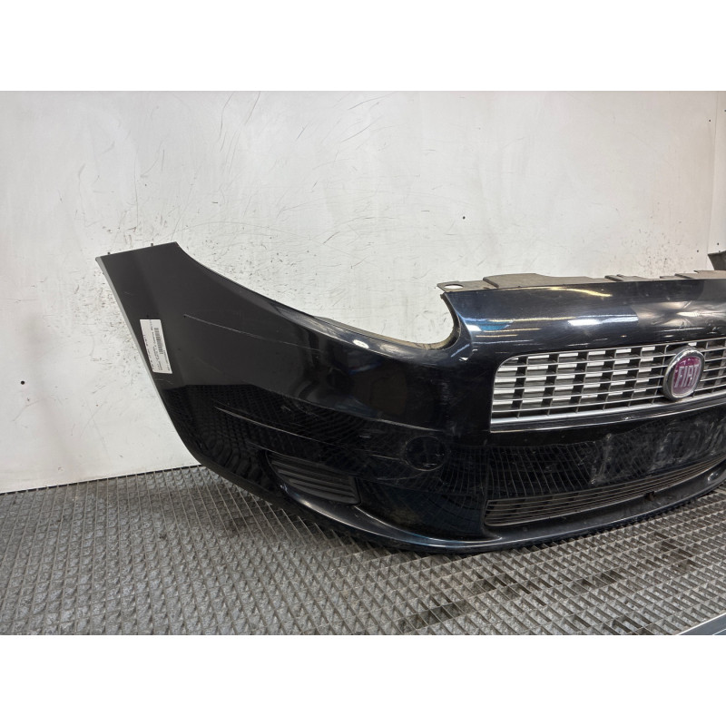 Pare choc avant FIAT GRANDE PUNTO Photo n°2