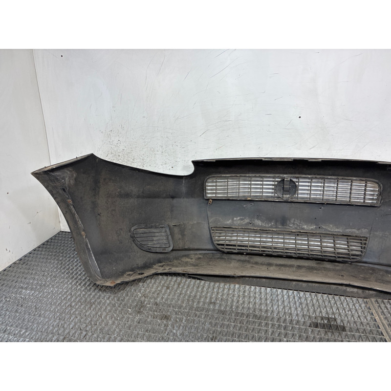 Pare choc avant FIAT GRANDE PUNTO Photo n°4