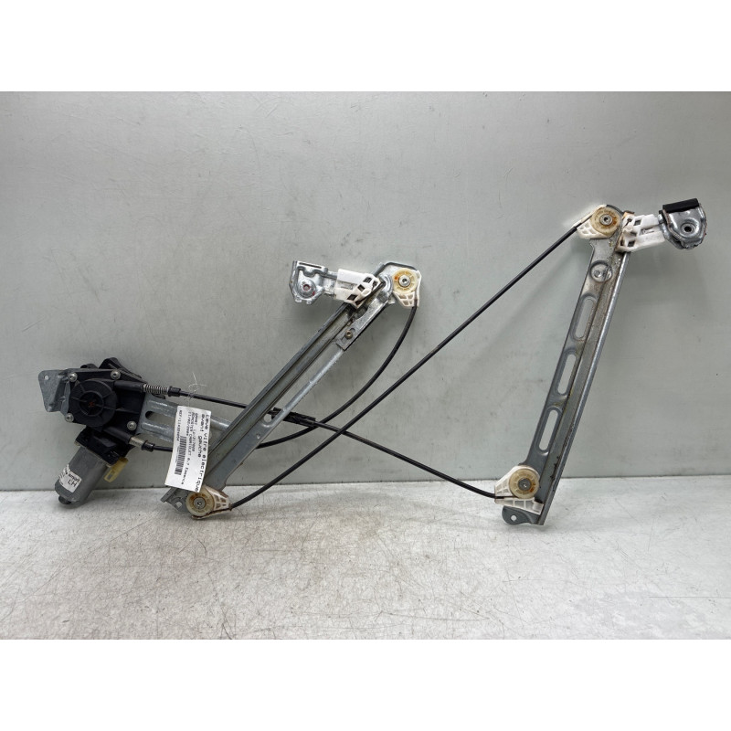 Leve vitre electrique avant gauche SMART ROADSTER Photo n°8