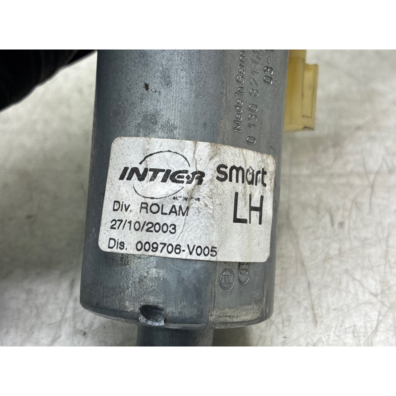 Leve vitre electrique avant gauche SMART ROADSTER Photo n°9